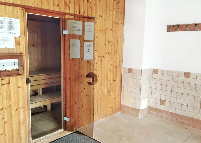 Kala Wellness شقة فندقية 4*